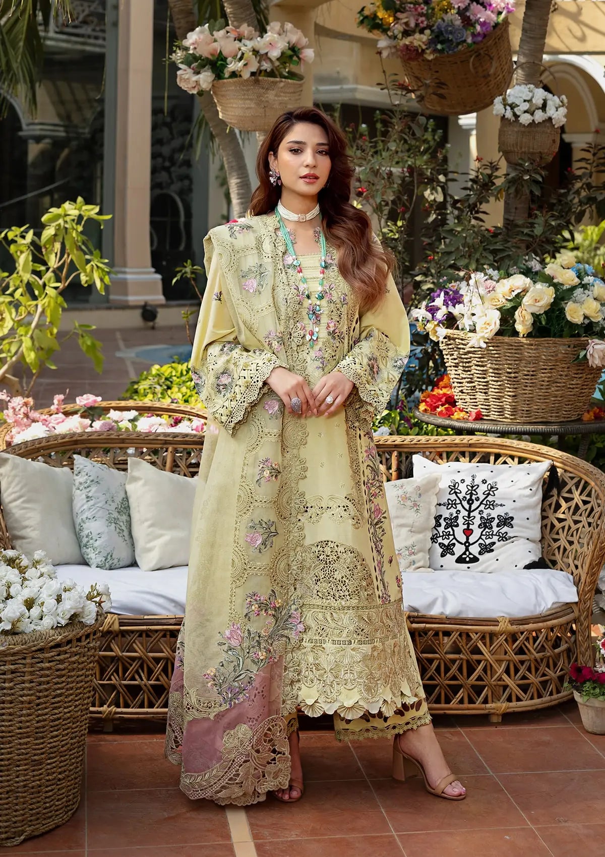 ELAF BAHAAR LAWN CHIKENKARI UNSTITCHED 3PC SUIT | KPA0090