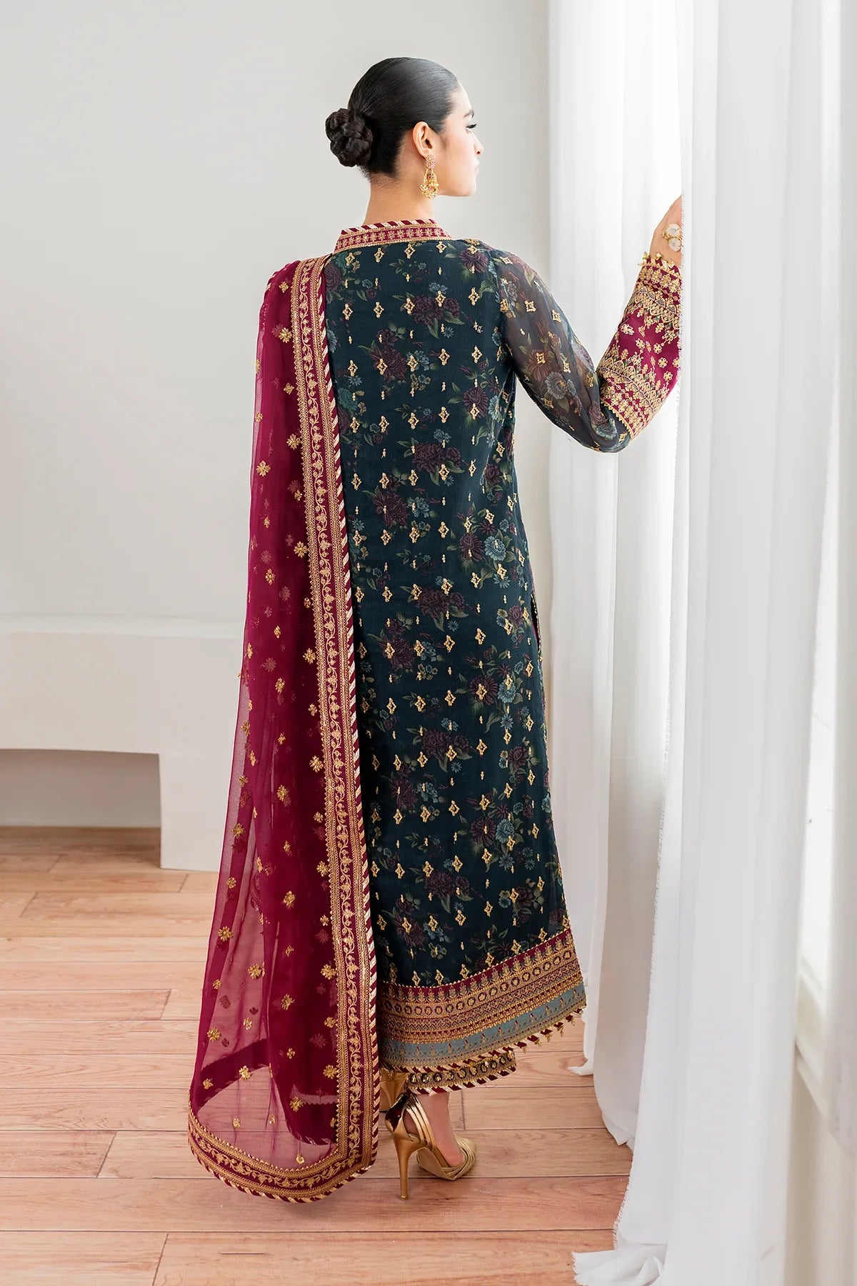 BAROQUE CHIFFON EMBROIDERED UNSTITCHED 3PC SUIT | KPA0102