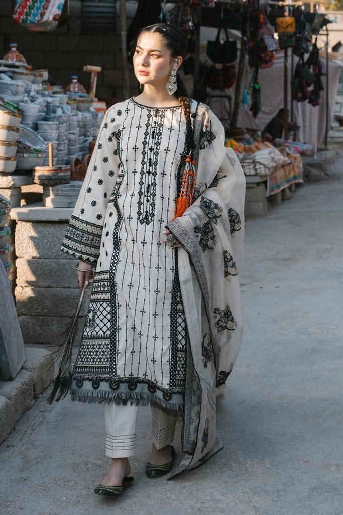 QALAMQAR EMBROIDERED UNSTITCHED 3PC SUIT | KPA0110