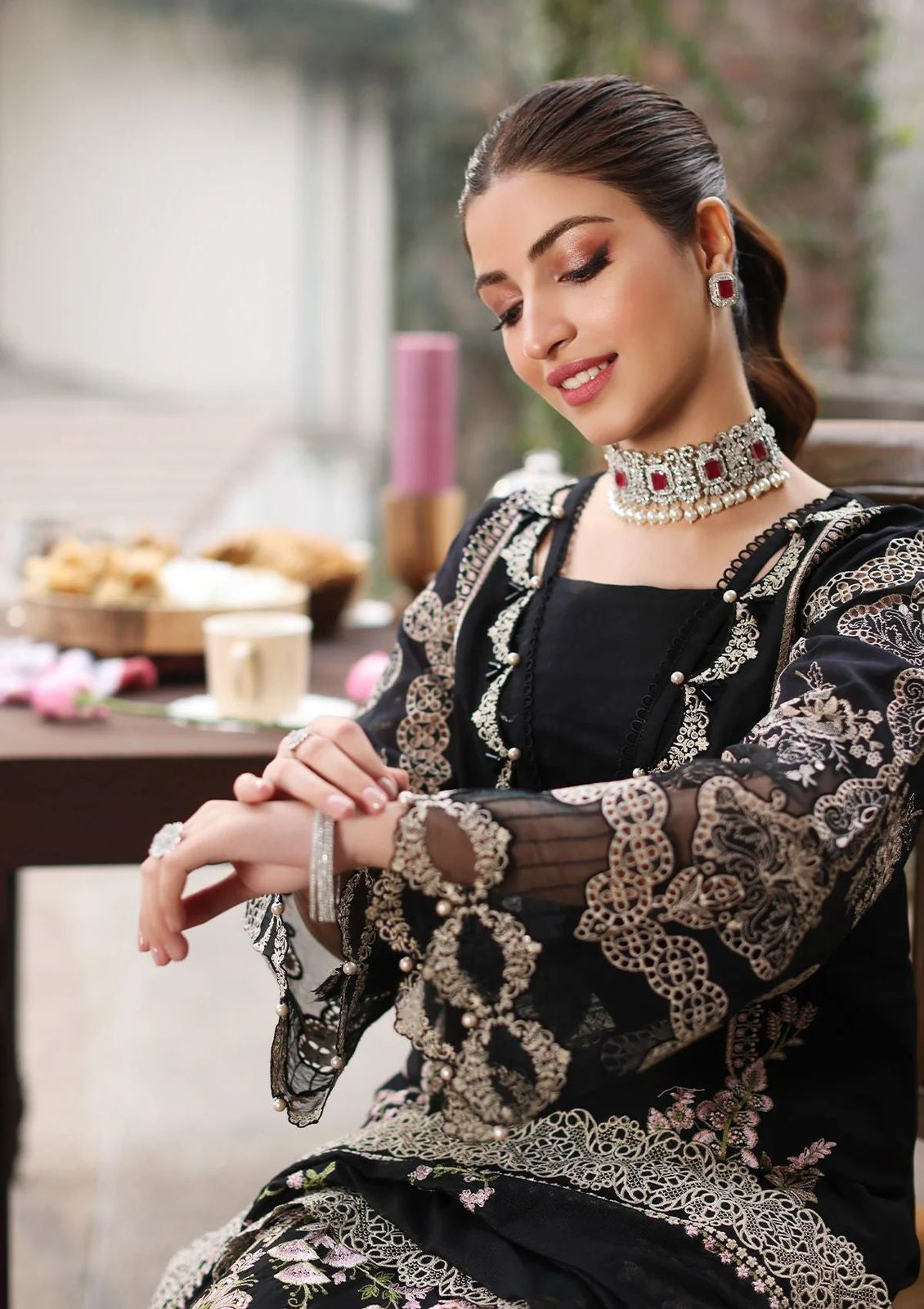 EMBROIDERED LAWN UNSTITCHED 3PC SET | KPA0041