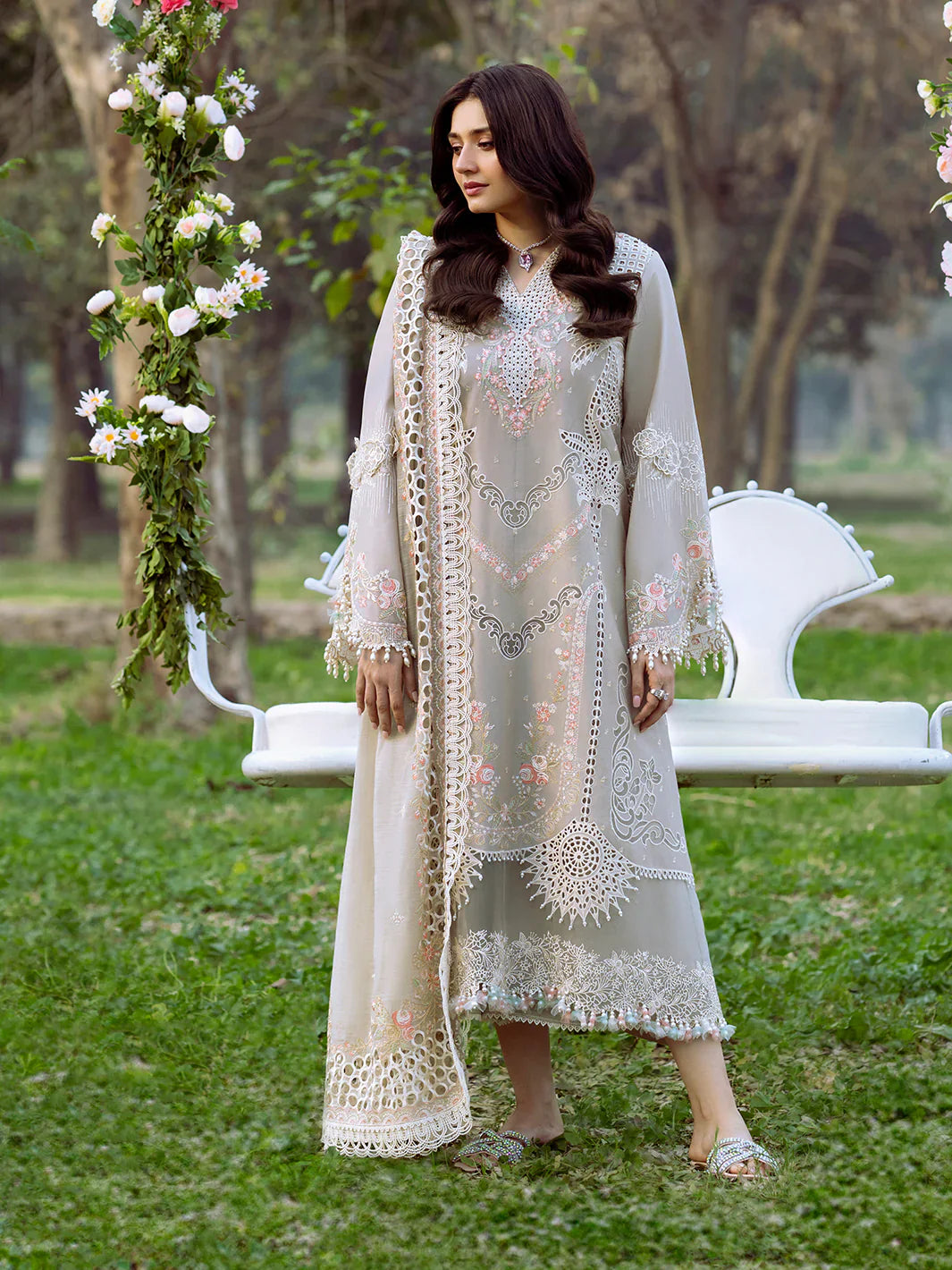 EMBROIDERED LAWN UNSTITCHED 3PC SET | KPA0029