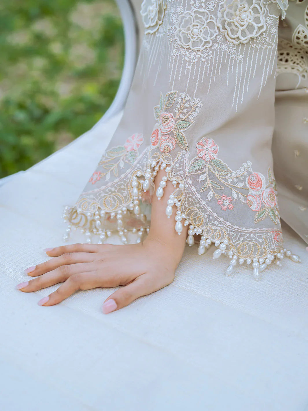 EMBROIDERED LAWN UNSTITCHED 3PC SET | KPA0029