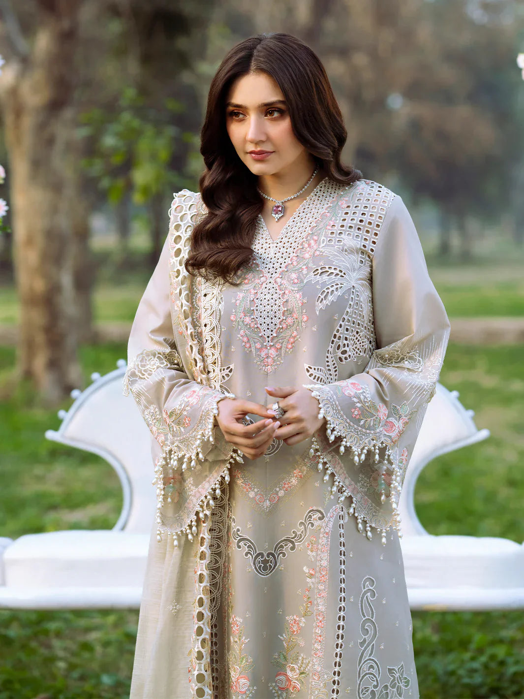 EMBROIDERED LAWN UNSTITCHED 3PC SET | KPA0029