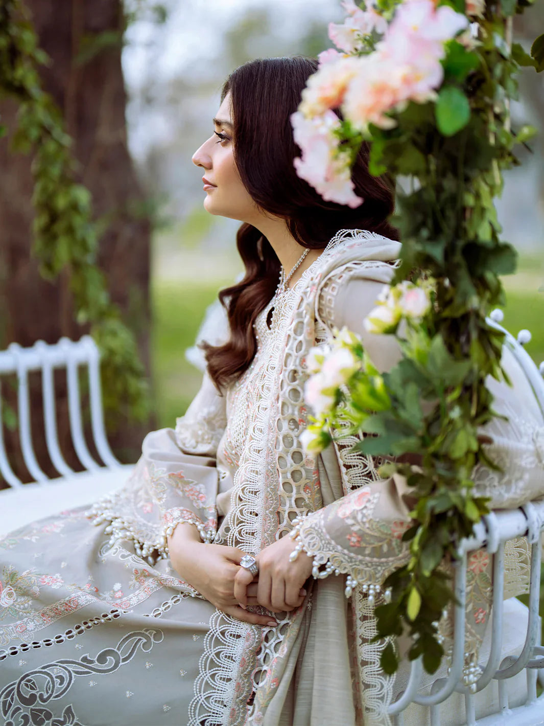 EMBROIDERED LAWN UNSTITCHED 3PC SET | KPA0029