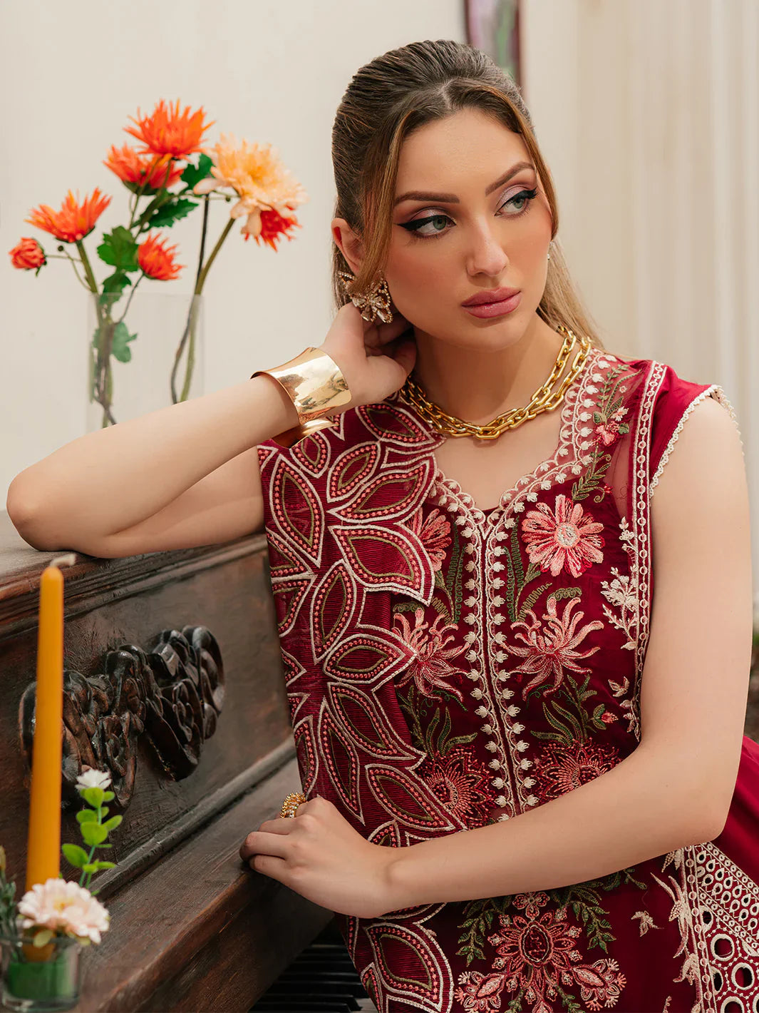 MAHNUR COTTON EMBROIDERED UNSTITCHED 3PC SUIT | KPA0111