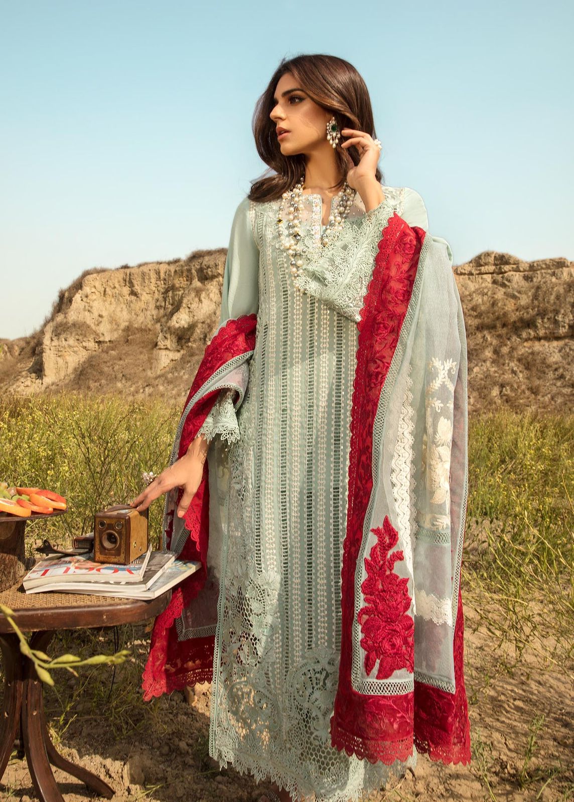 EMBROIDERED LAWN UNSTITCHED 3PC SET | KPA0008