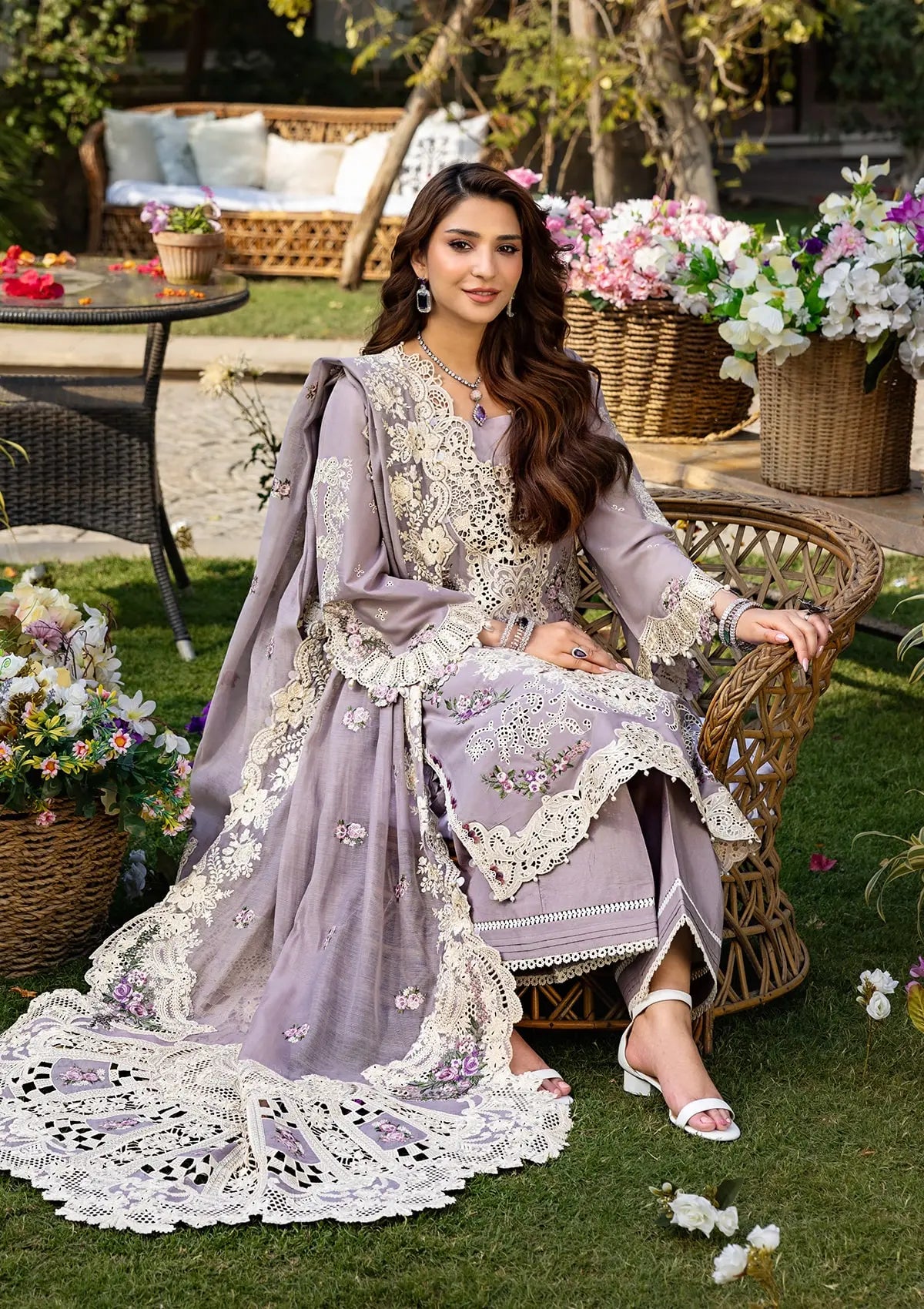 ELAF ROYAL CHIKENKARI UNSTITCHED 3PC SUIT | KPA0082