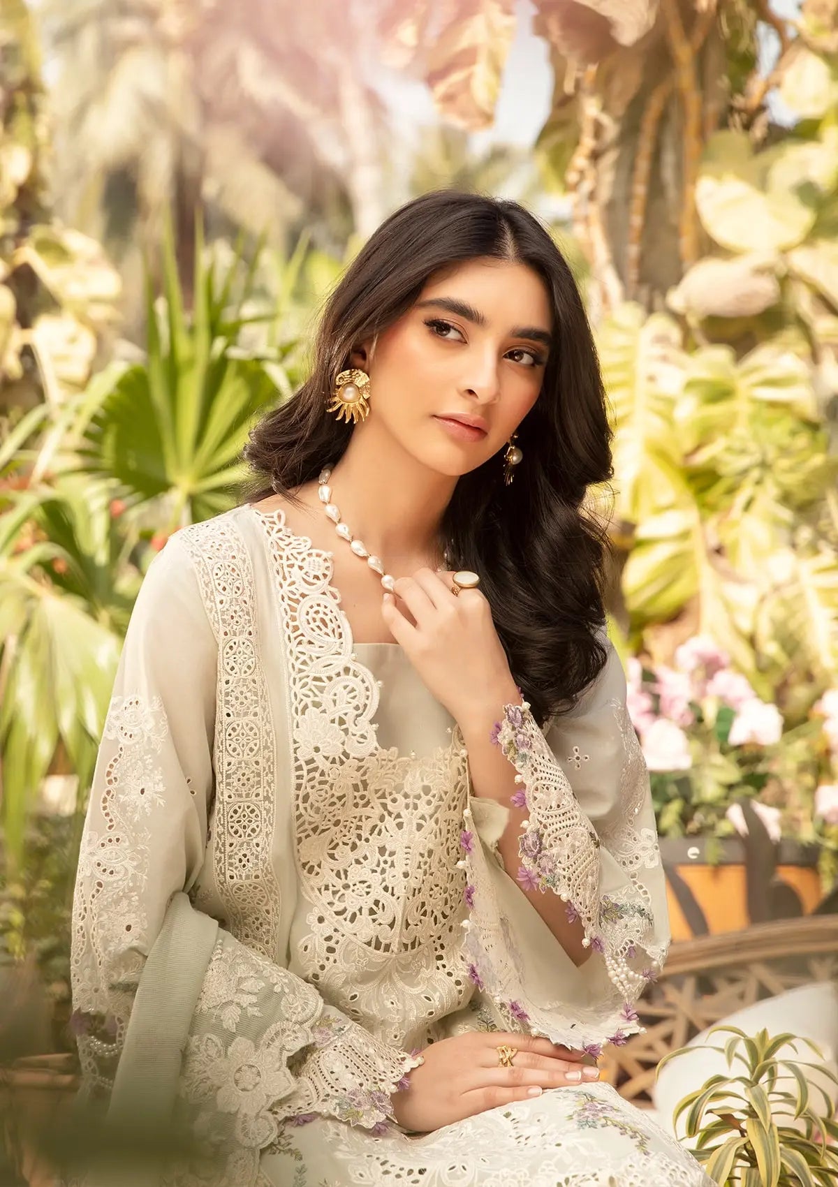 EMBROIDERED LAWN UNSTITCHED 3PC SET | KPA0030