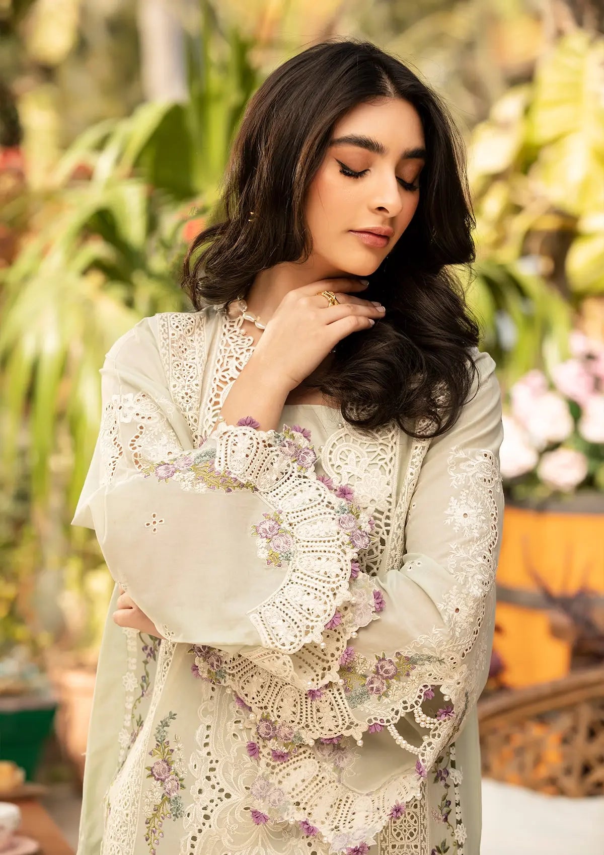 EMBROIDERED LAWN UNSTITCHED 3PC SET | KPA0030