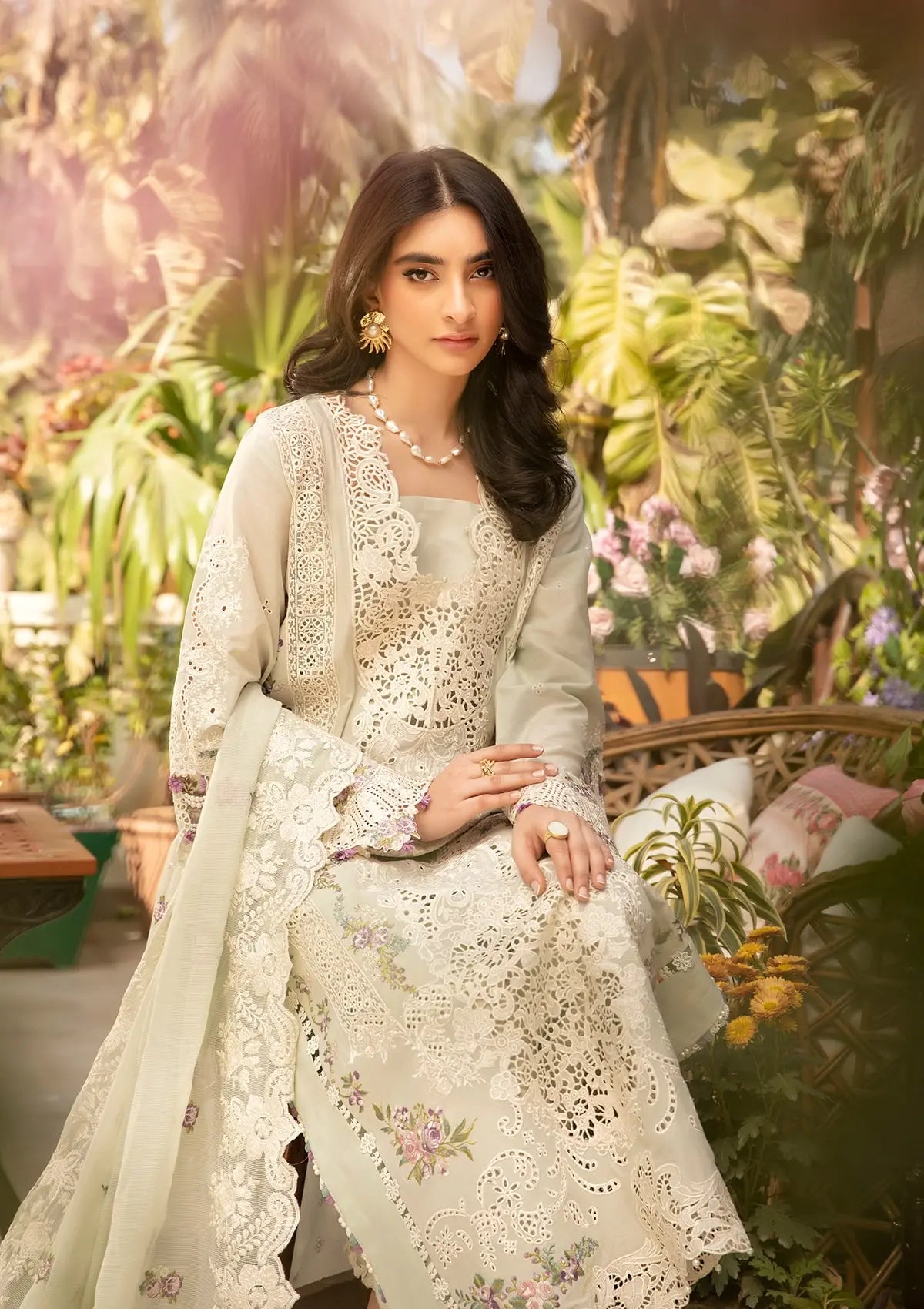 EMBROIDERED LAWN UNSTITCHED 3PC SET | KPA0030