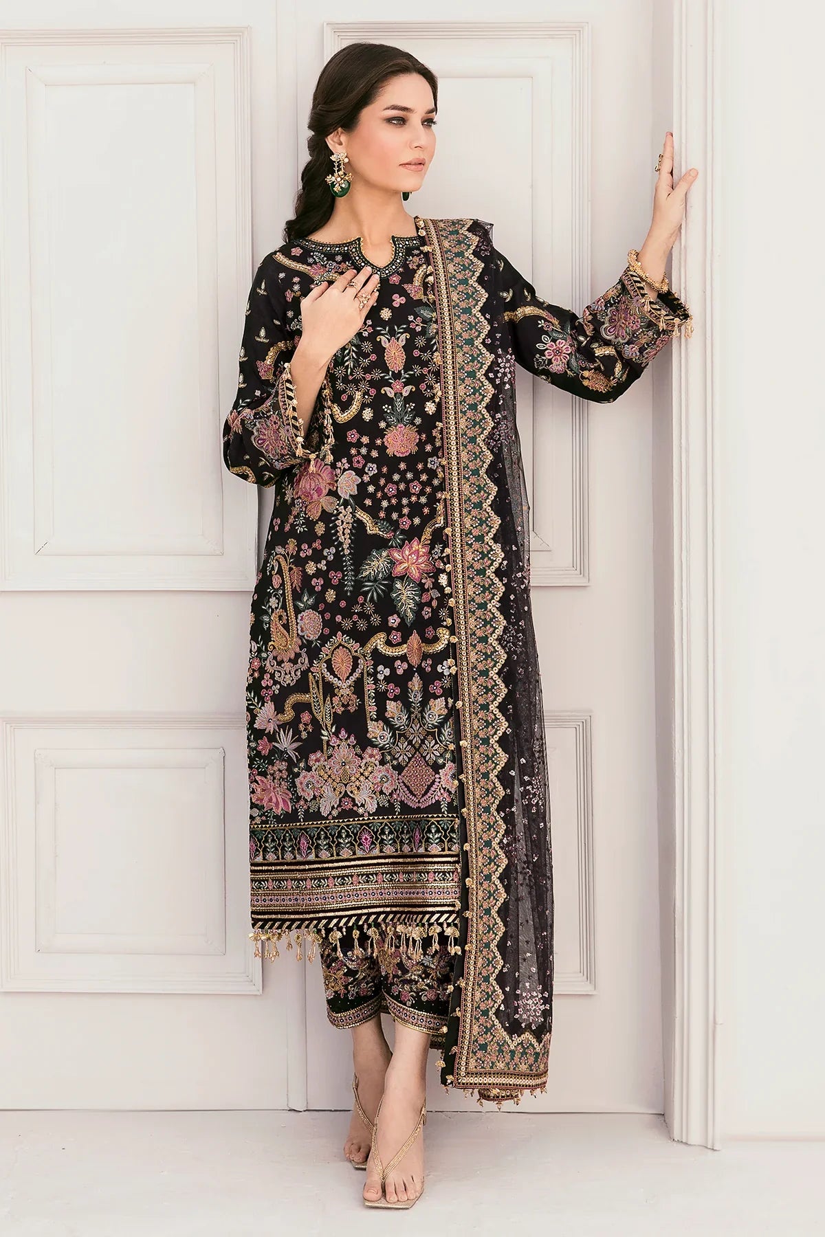 BAROQUE HEAVY EMBROIDERED BRIDAL UNSTICHED 3PC| KPA0074