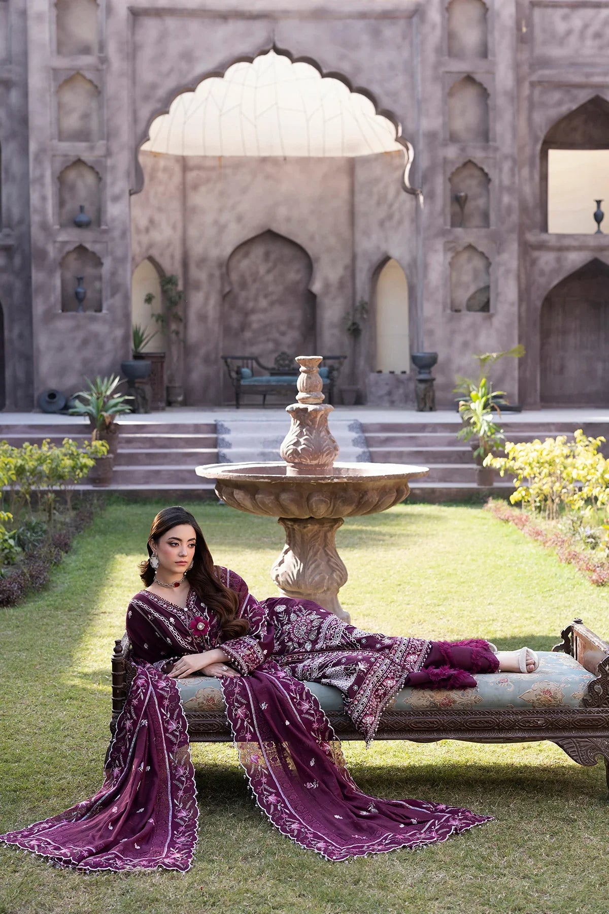 RAEESA PREMIUM EMBROIDERED UNSTITCHED 3PC SUIT | KPA0109