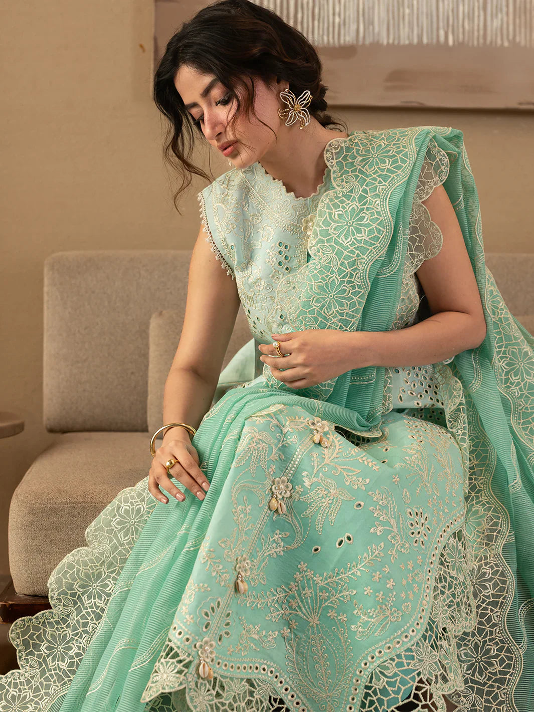 MAHNUR COTTON EMBROIDERED UNSTITCHED 3PC SUIT | KPA0108