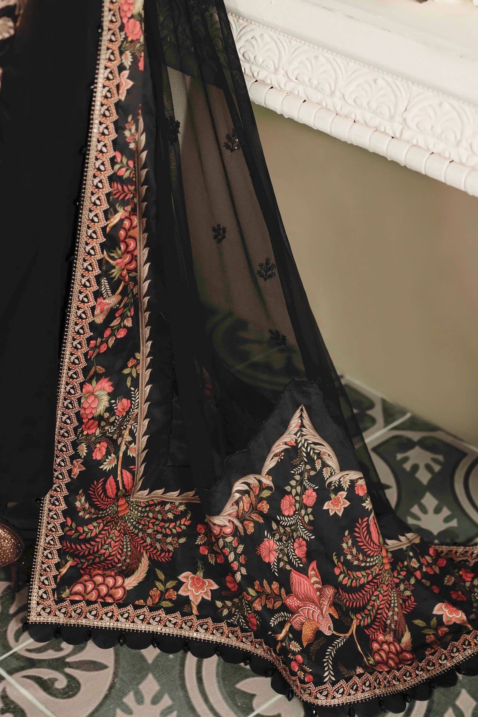 EMBROIDERED LAWN UNSTITCHED 3PC SET | KPA0018