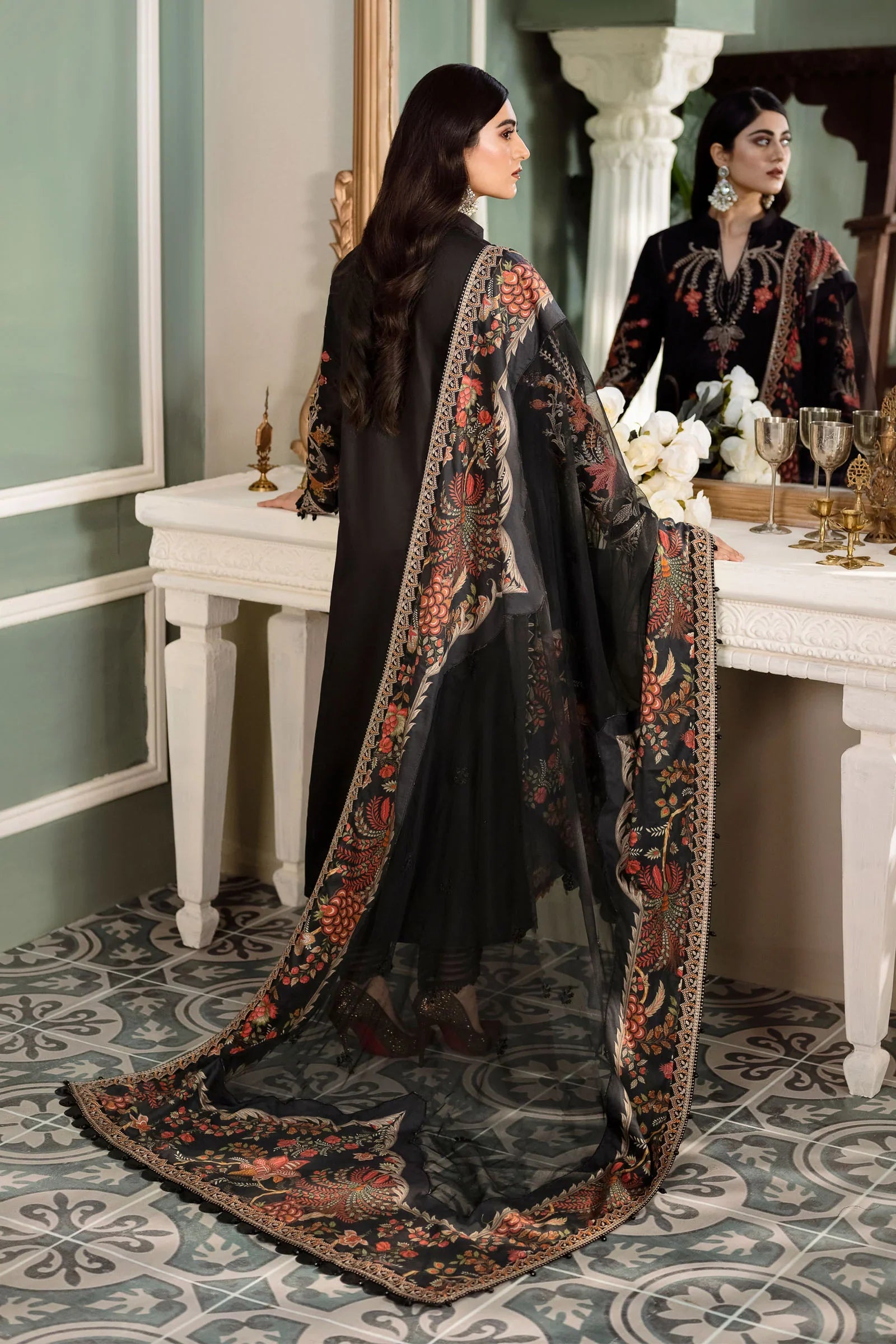 EMBROIDERED LAWN UNSTITCHED 3PC SET | KPA0018