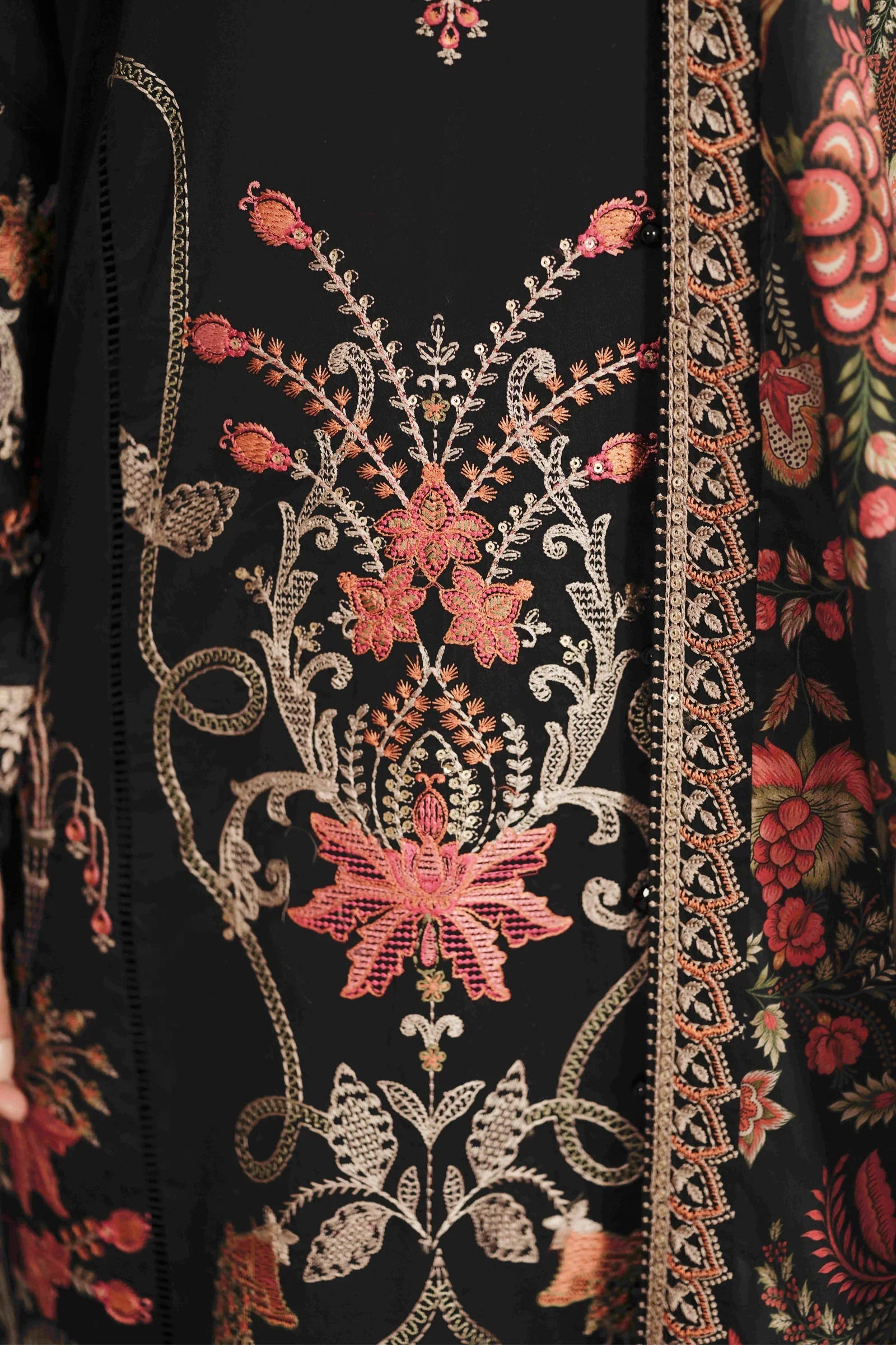 EMBROIDERED LAWN UNSTITCHED 3PC SET | KPA0018