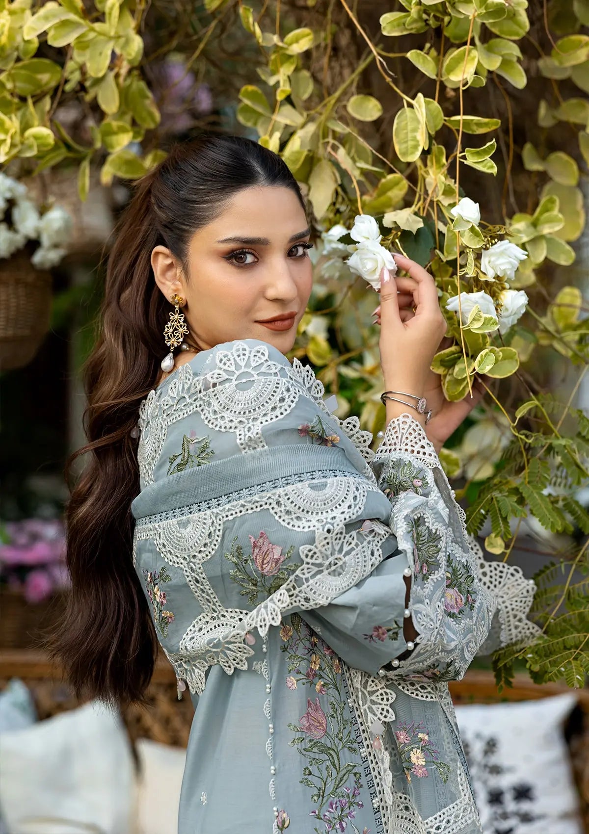 ELAF EMBROIDERED LAWN UNSTITCHED 3PC SET | KPA0019