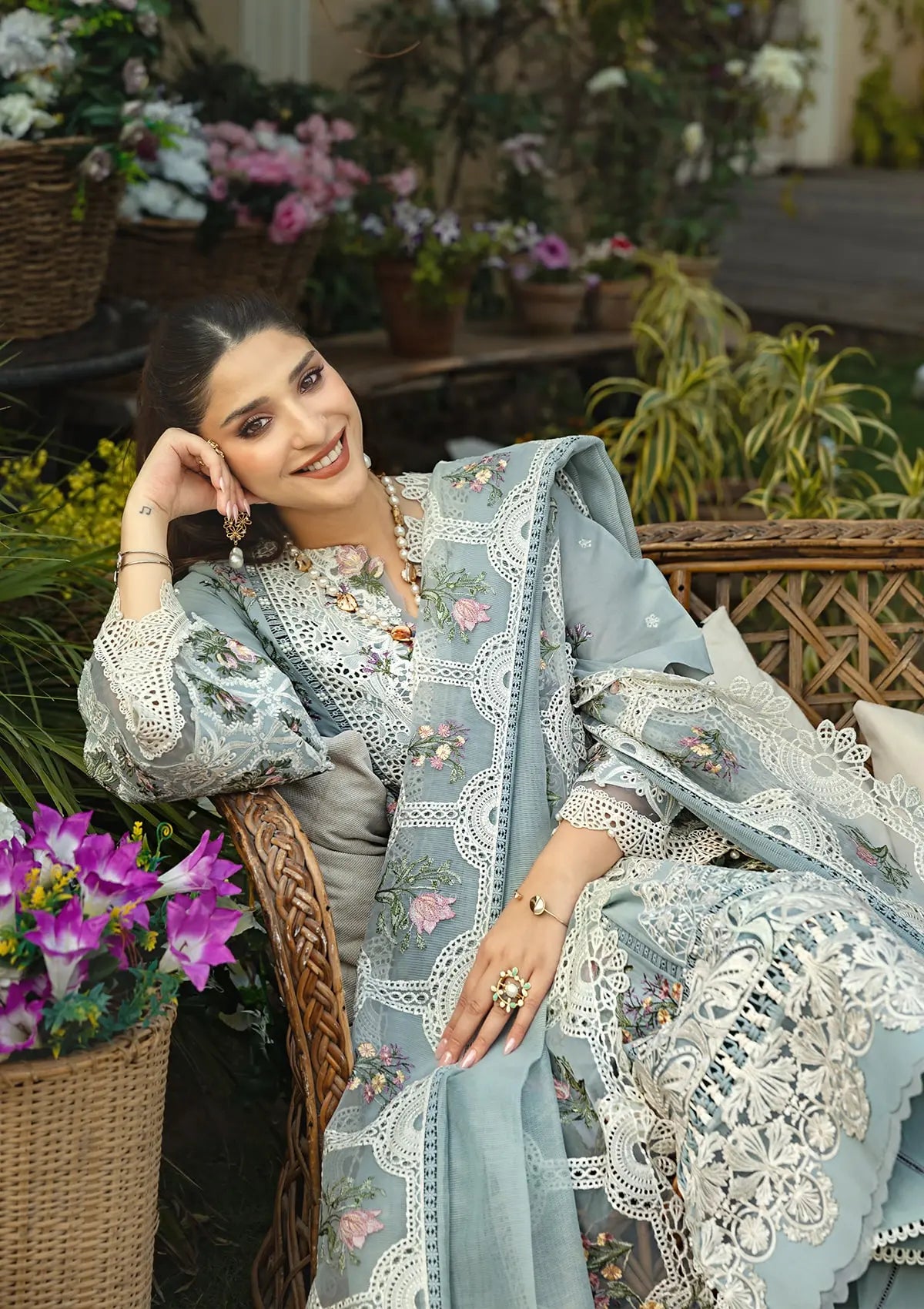 ELAF EMBROIDERED LAWN UNSTITCHED 3PC SET | KPA0019