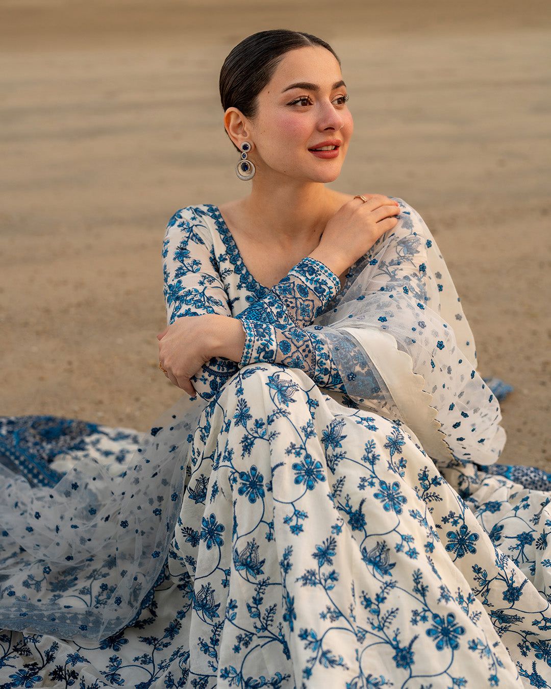 FAIZA SAQLAIN EMBROIDED UNSTITCHED 3PC SUIT | KPA0084